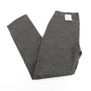 Lee Secretly Shapes Leopard Print Womens Pants Size 8 Medium NWT $50